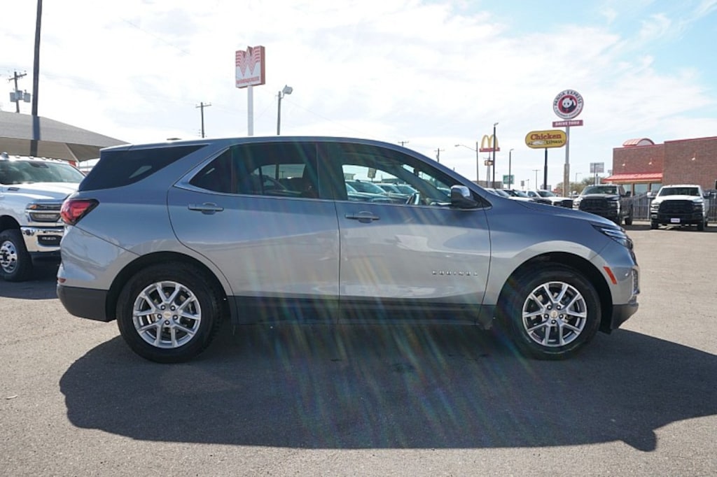 Used 2024 Chevrolet Equinox LT Crossover SUV