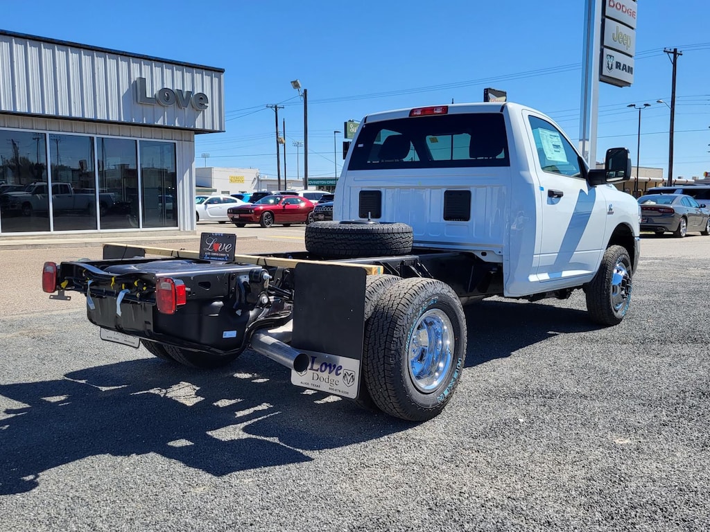 New 2024 Ram 3500 Chassis Tradesman/SLT For Sale Alice TX