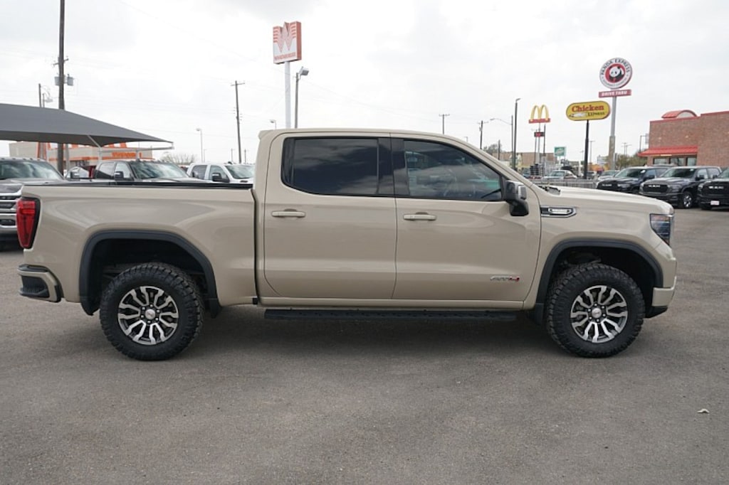Used 2023 GMC Sierra 1500 4WD AT4 Full Size Truck