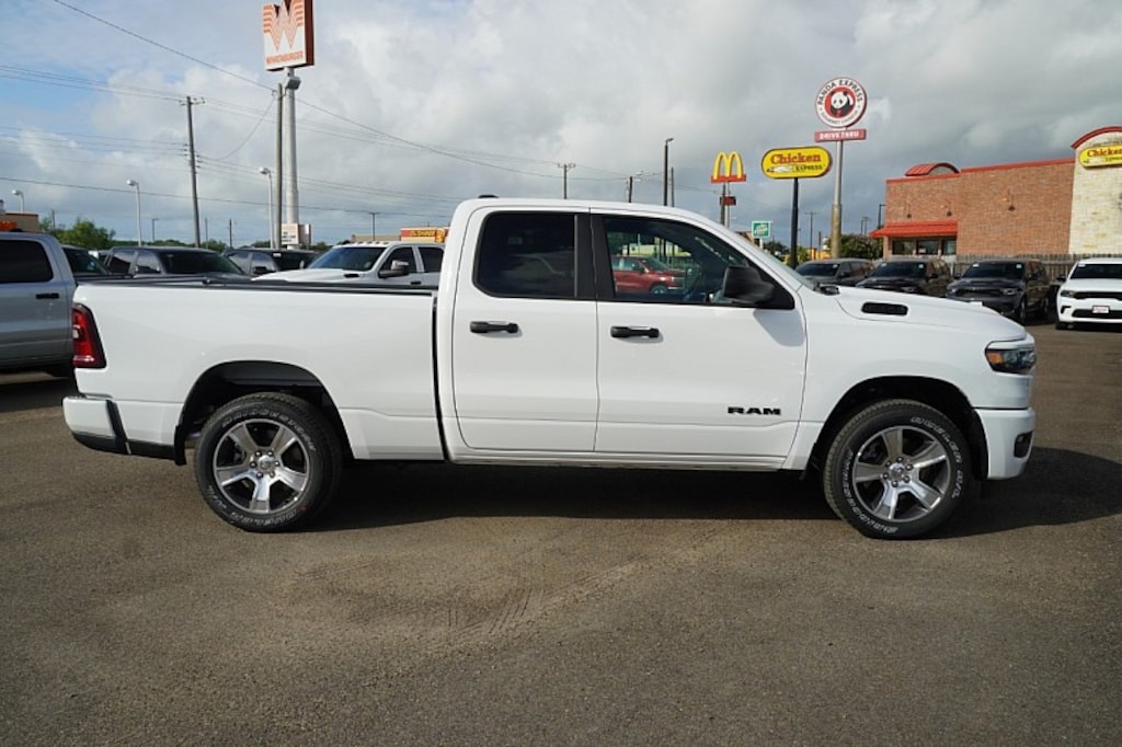 New 2026 Ram 1500 4WD Express Pickup
