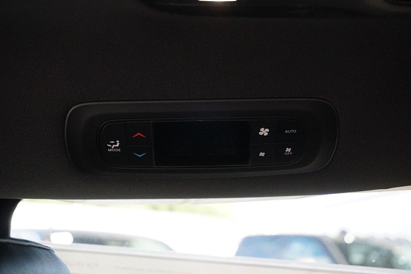 2026 Chrysler Pacifica Select - Photo 16