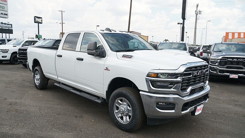 2025 Ram 2500 Tradesman photo 3