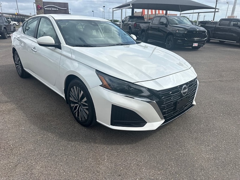 Used 2024 Nissan Altima 2.5 SV Mid-Size Car