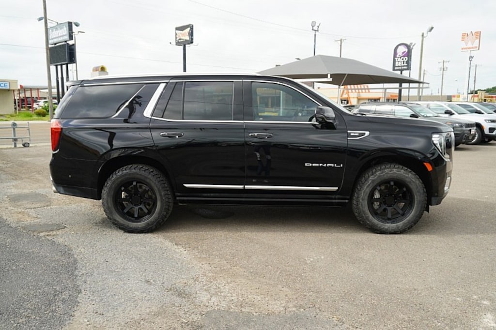 Used 2023 GMC Yukon Denali Ultimate Full Size SUV