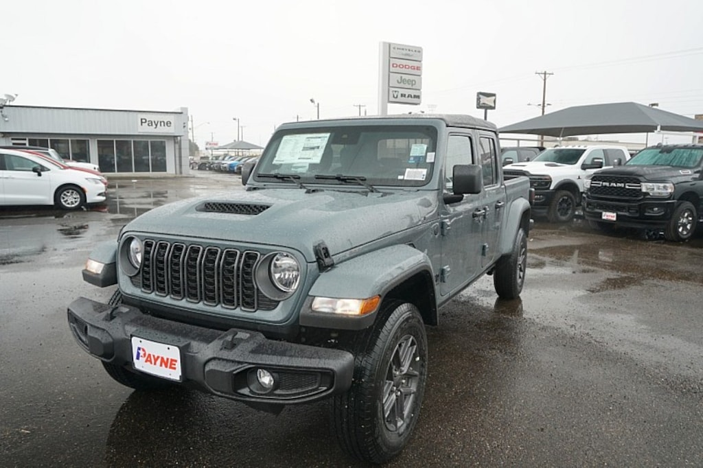 New 2025 Jeep Gladiator SPORT S 4X4 Pickup
