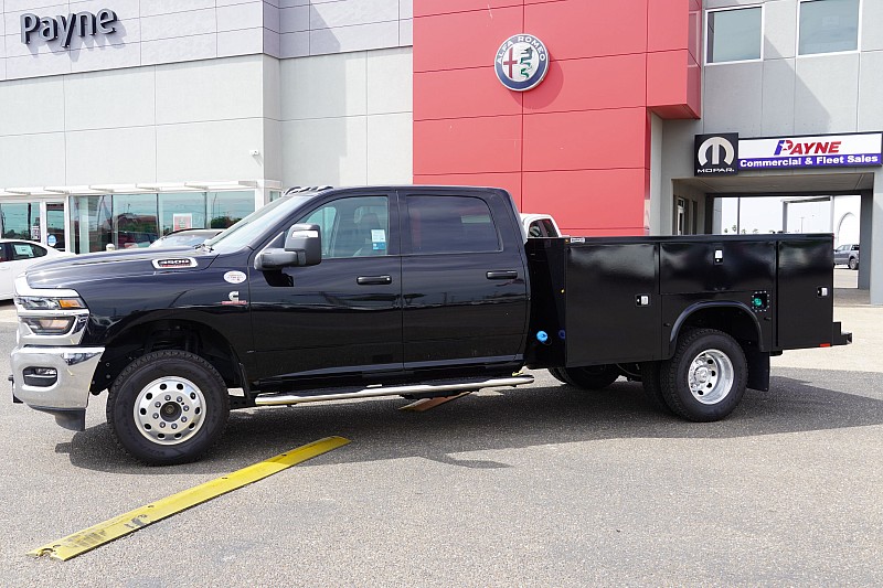2025 RAM 3500 Chassis Tradesman - Photo 13