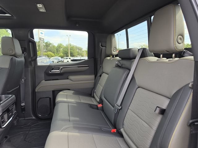 2026 Chevrolet Silverado 1500 ZR2 - Photo 20
