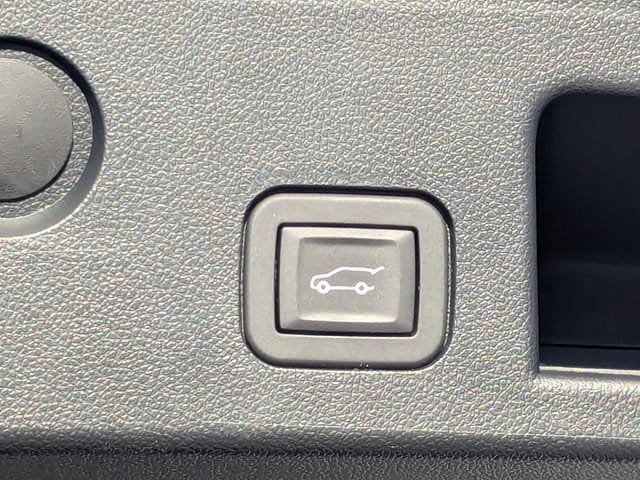 2025 Chevrolet Equinox LT - Photo 13