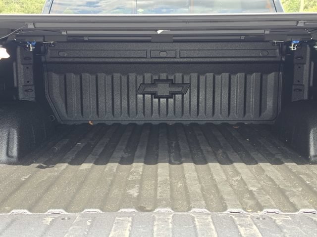 2026 Chevrolet Silverado 1500 ZR2 - Photo 12