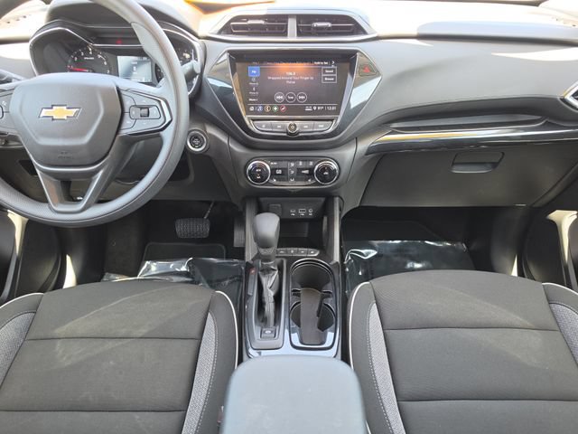 Photo 18