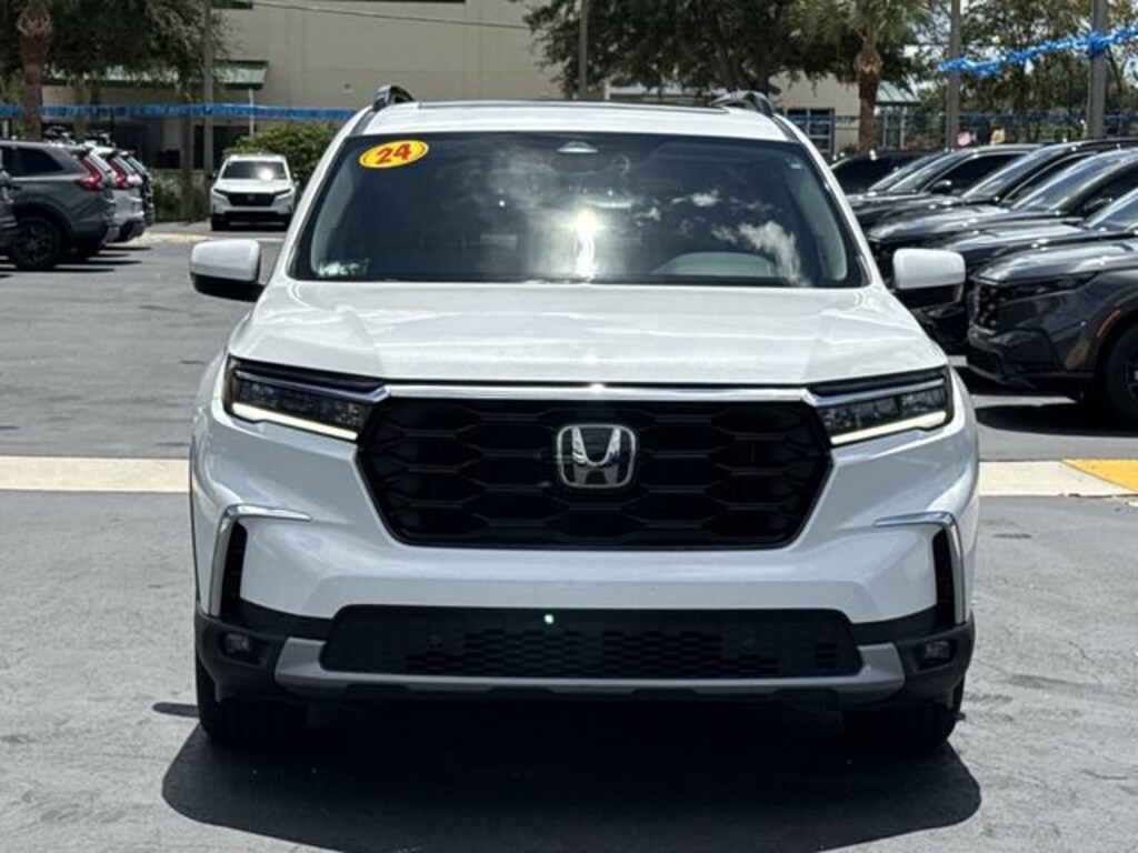 Used 2024 Honda Pilot Touring SUV