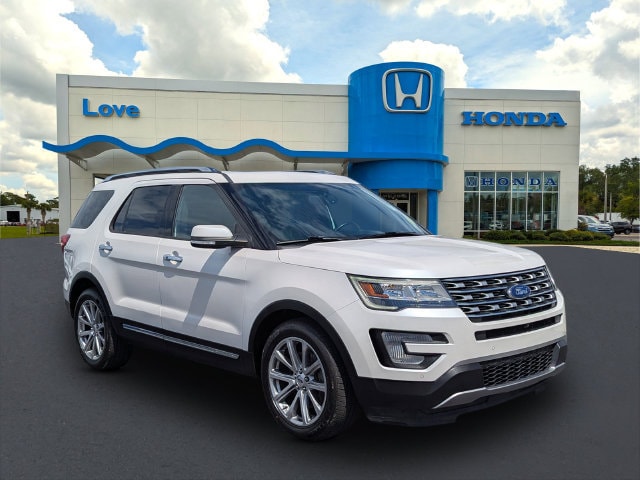 2017 Ford Explorer