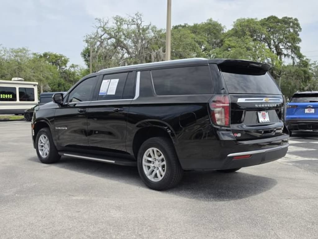 Used 2023 Chevrolet Suburban LT SUV