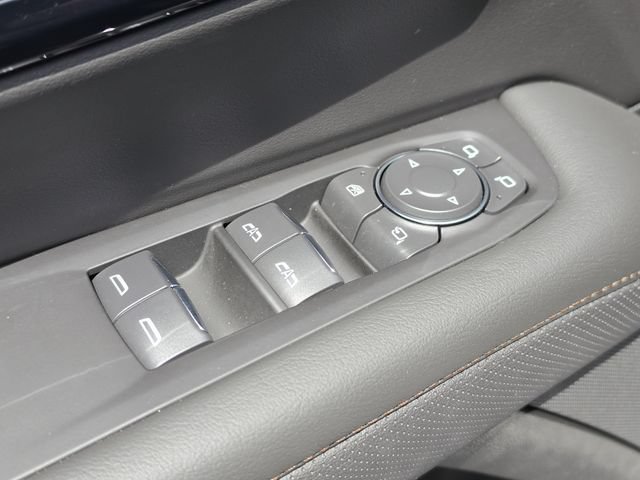 2026 Chevrolet Suburban High Country - Photo 21