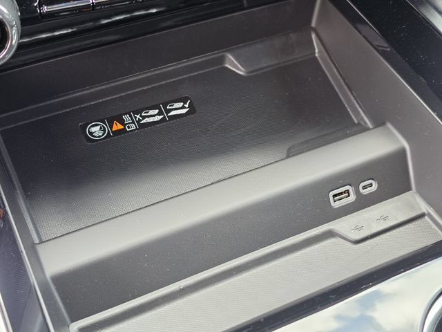 2026 Chevrolet Suburban High Country - Photo 28