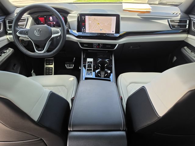 2024 Volkswagen Atlas Cross Sport SEL Premium R-LINE - Photo 16