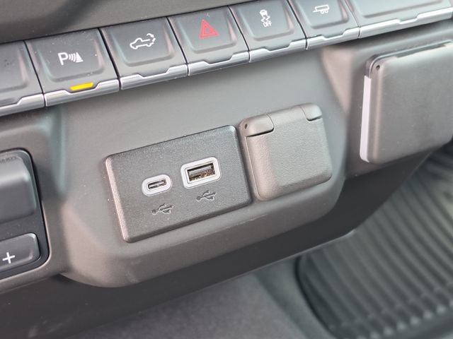 2025 Chevrolet Silverado 2500HD Custom - Photo 27