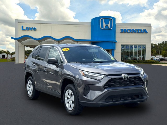 2024 Toyota RAV4 LE