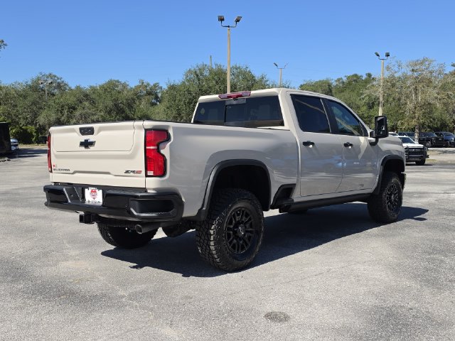 2026 Chevrolet Silverado 2500 HD ZR2 - Photo 3