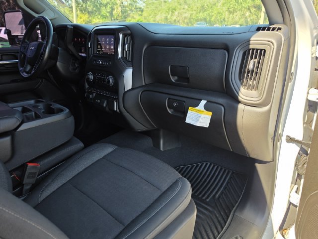 2025 Chevrolet Silverado 2500HD Custom - Photo 15