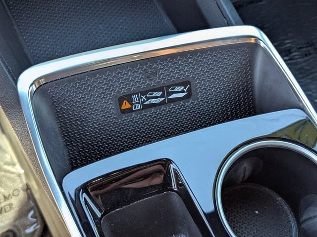 2025 Chevrolet Equinox LT - Photo 28