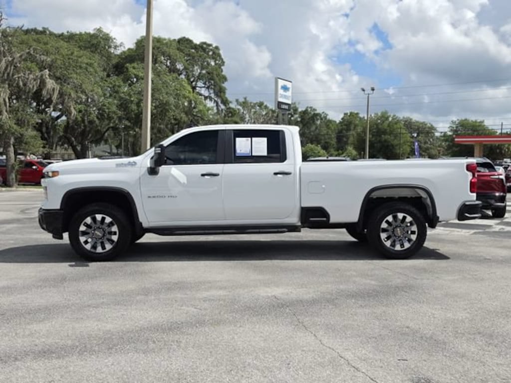 Used 2025 Chevrolet Silverado 2500 HD Custom Truck Crew Cab