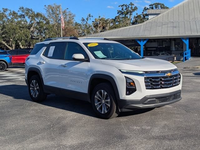 2025 Chevrolet Equinox LT - Photo 2