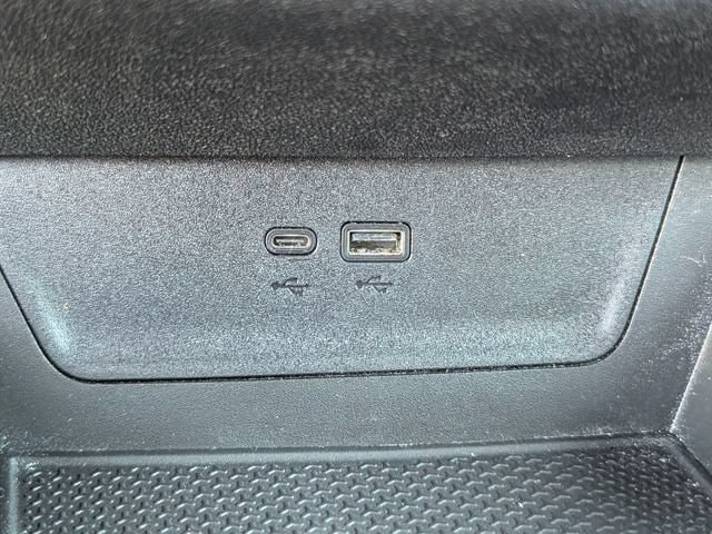 2025 Chevrolet Equinox LT - Photo 27
