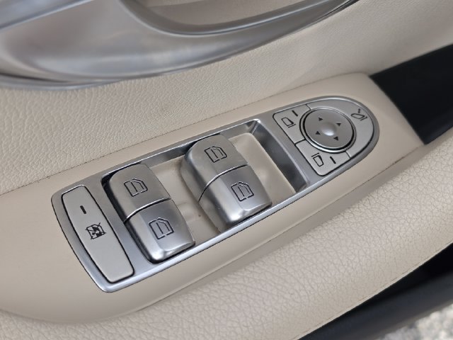 2021 Mercedes-Benz E-Class E350 - Photo 20