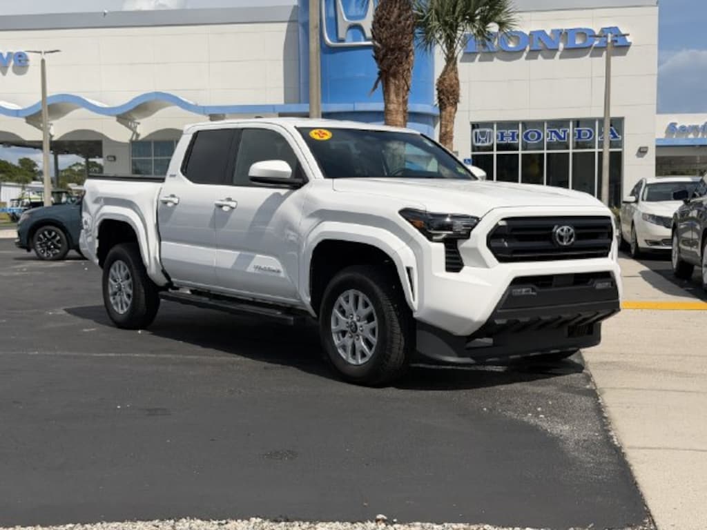 Used 2024 Toyota Tacoma SR5 Truck Double Cab