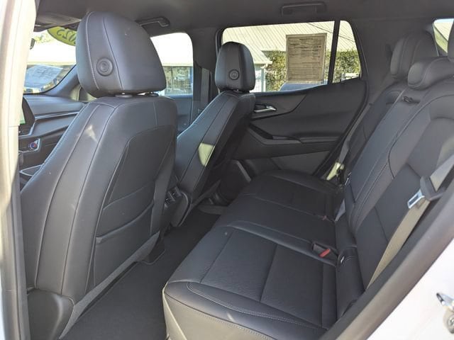 2025 Chevrolet Equinox LT - Photo 18