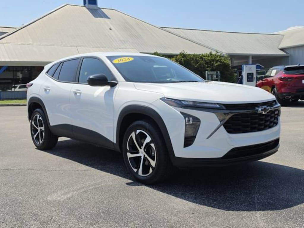 Used 2024 Chevrolet Trax 1RS SUV