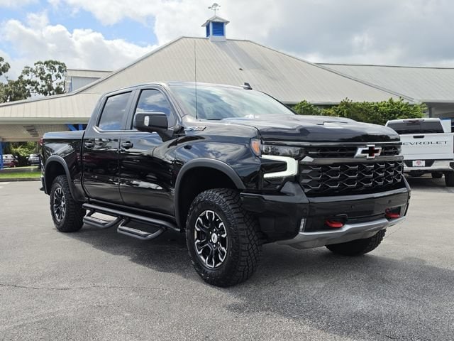 2026 Chevrolet Silverado 1500 ZR2 - Photo 2