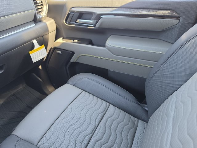 2026 Chevrolet Silverado 2500 HD ZR2 - Photo 18