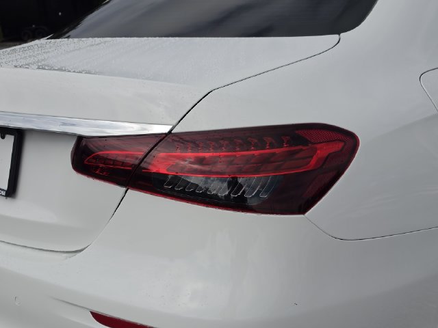 2021 Mercedes-Benz E-Class E350 - Photo 11