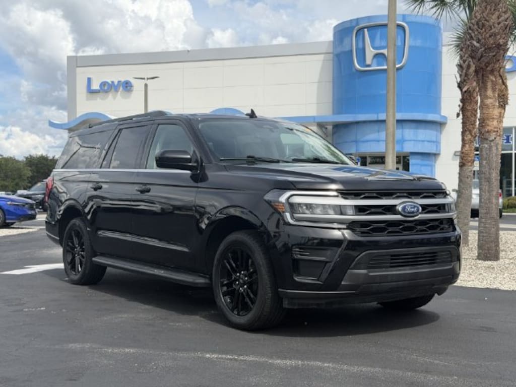 Used 2022 Ford Expedition XLT MAX SUV