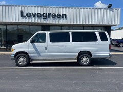 1998 Ford Club Wagon XLT Ext Passenger Van
