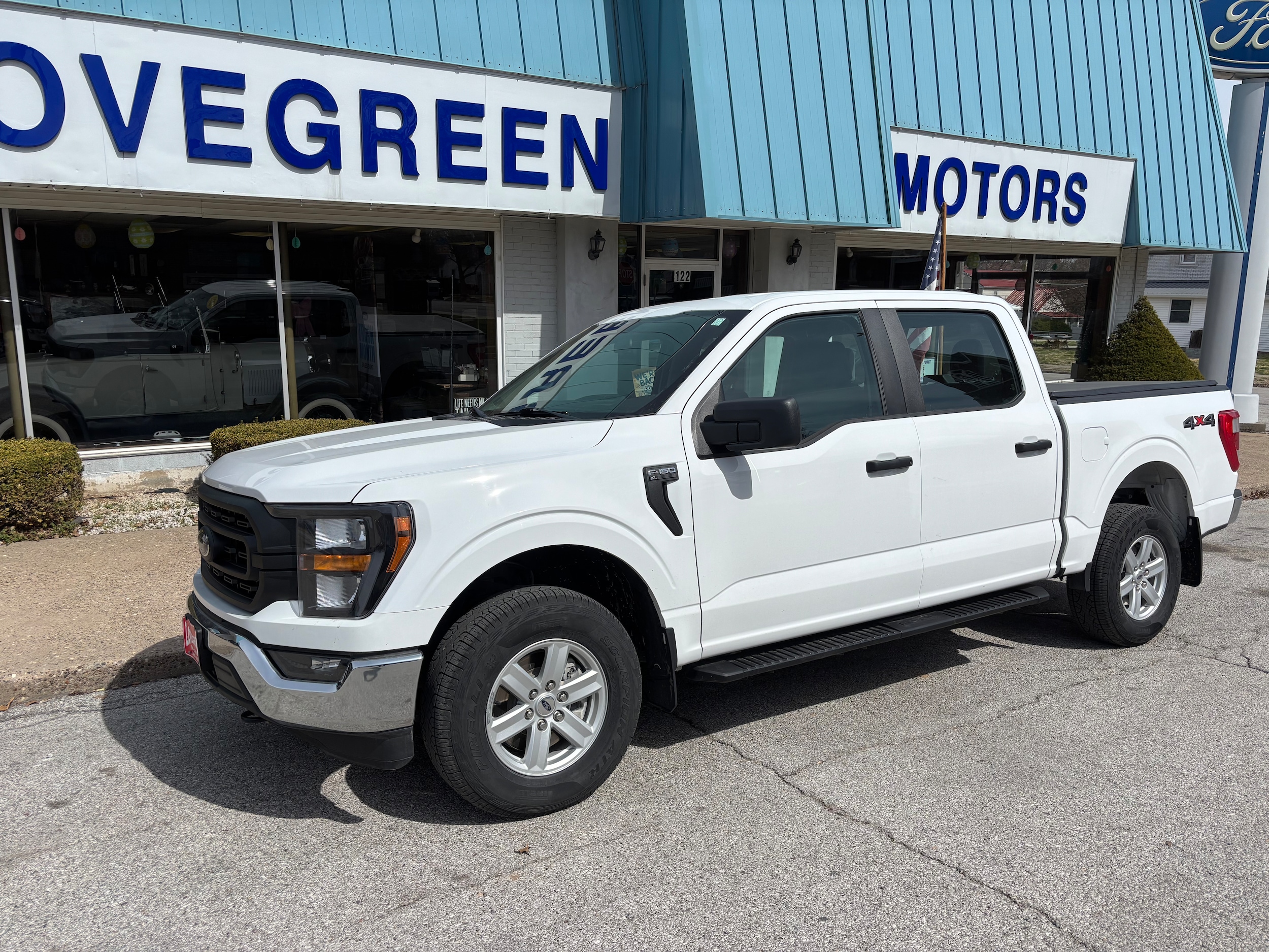 2023 Ford F-150 XL 4x4 SuperCrew 5-1/2 Box's photo
