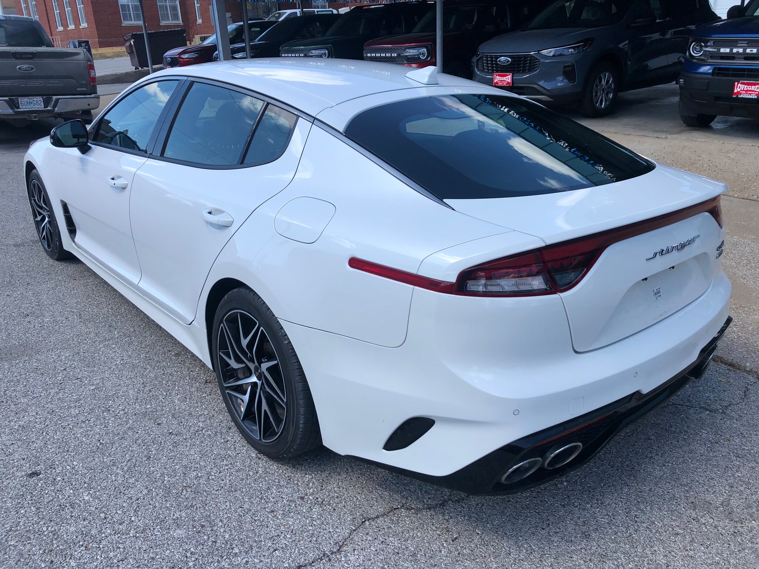 2022 Kia Stinger GT-Line photo 3