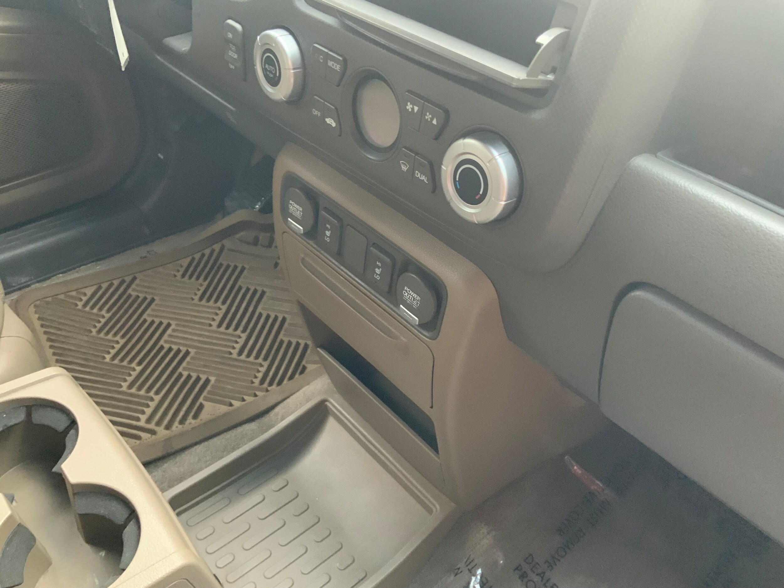 2007 Honda Ridgeline RTL photo 4