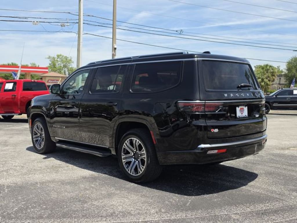 Used 2024 Jeep Wagoneer Series II SUV