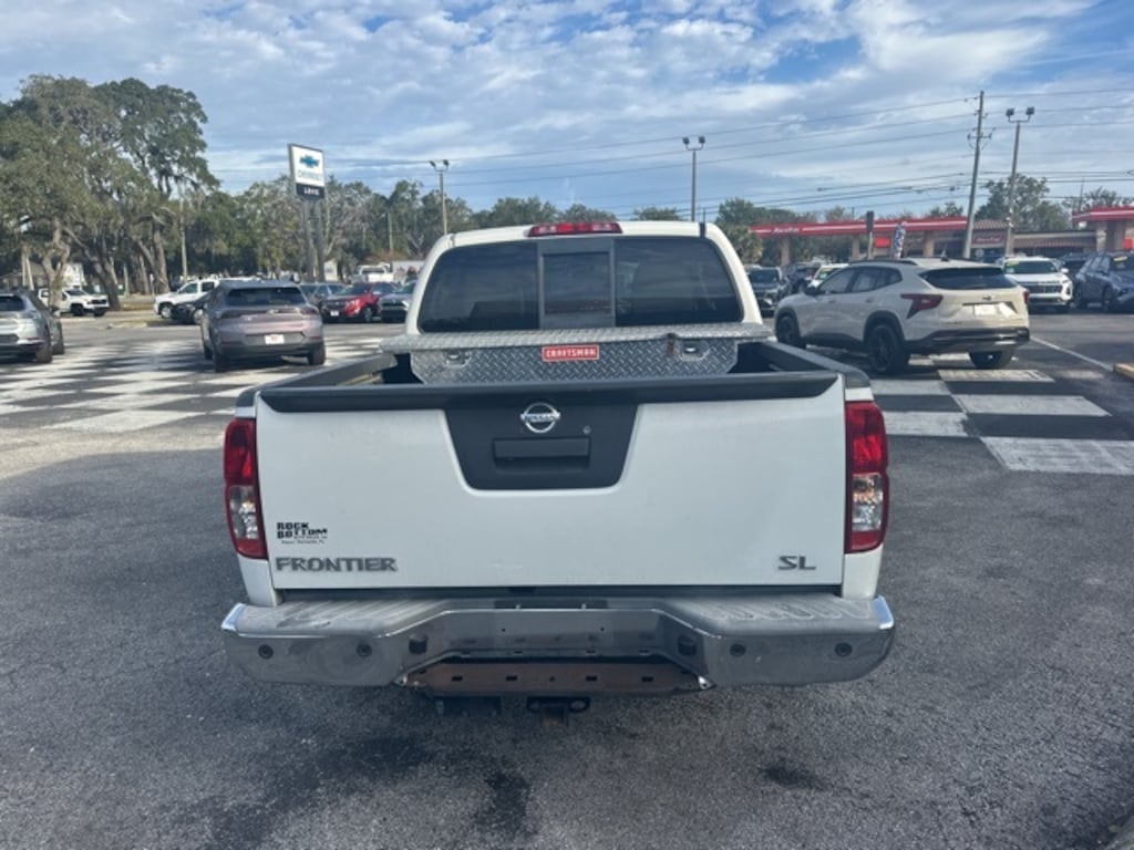 Used 2015 Nissan Frontier Truck Crew Cab