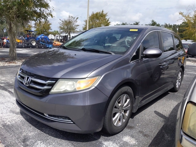 Used 2016 Honda Odyssey SE with VIN 5FNRL5H3XGB041015 for sale in Homosassa, FL