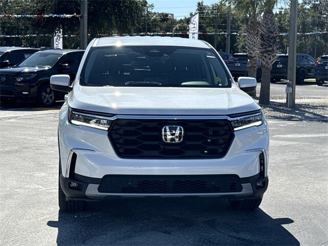 2025 Honda Pilot EX-L photo 3