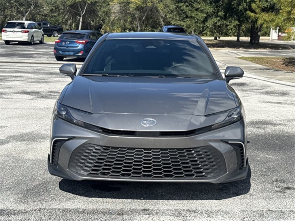 Used 2025 Toyota Camry SE Sedan