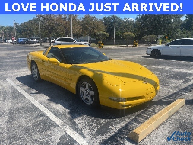 2000 Chevrolet Corvette Base photo 2
