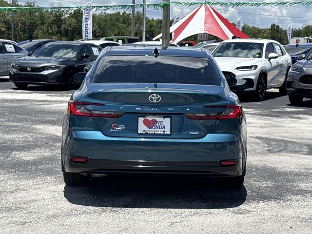 2025 Toyota Camry XLE - Photo 7