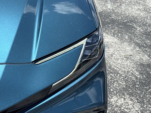 2025 Toyota Camry XLE - Photo 12
