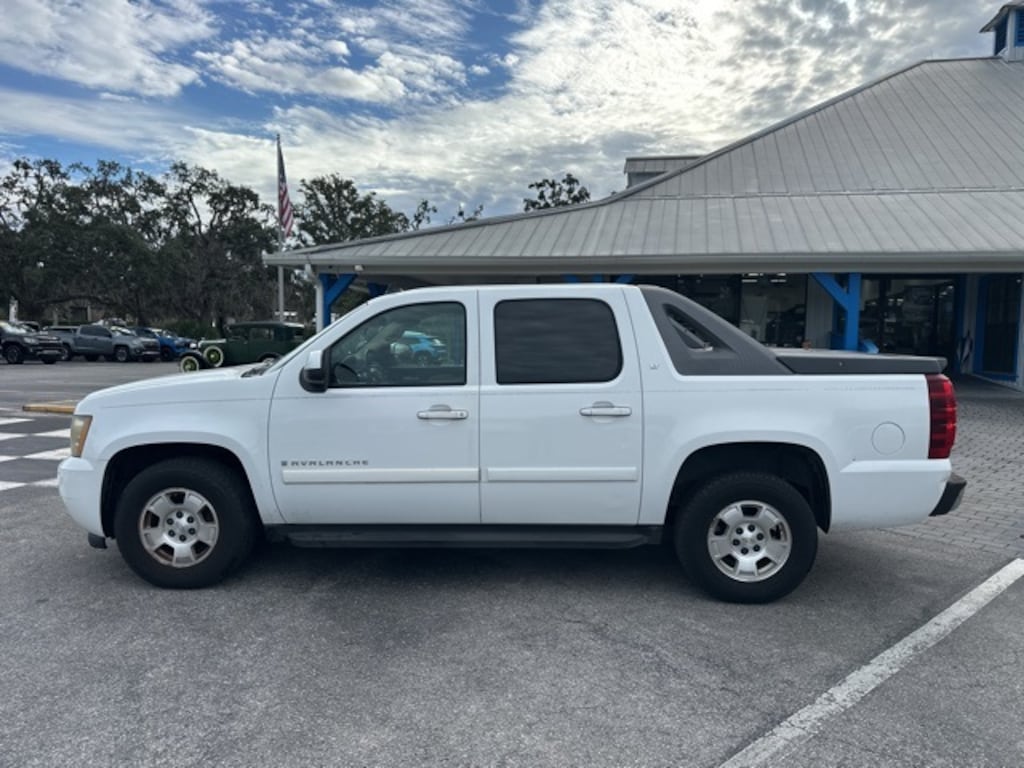 Used 2007 Chevrolet Avalanche 1500 Truck Crew Cab