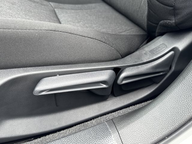 2025 Honda Accord LX - Photo 22